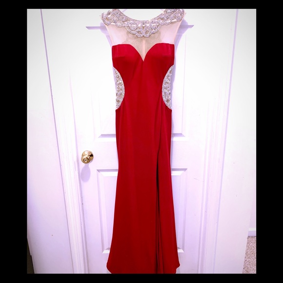 Holiday red dress - Picture 1 of 3